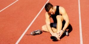 Tentu, mari kita buat artikel informatif tentang pencegahan cedera saat berolahraga.